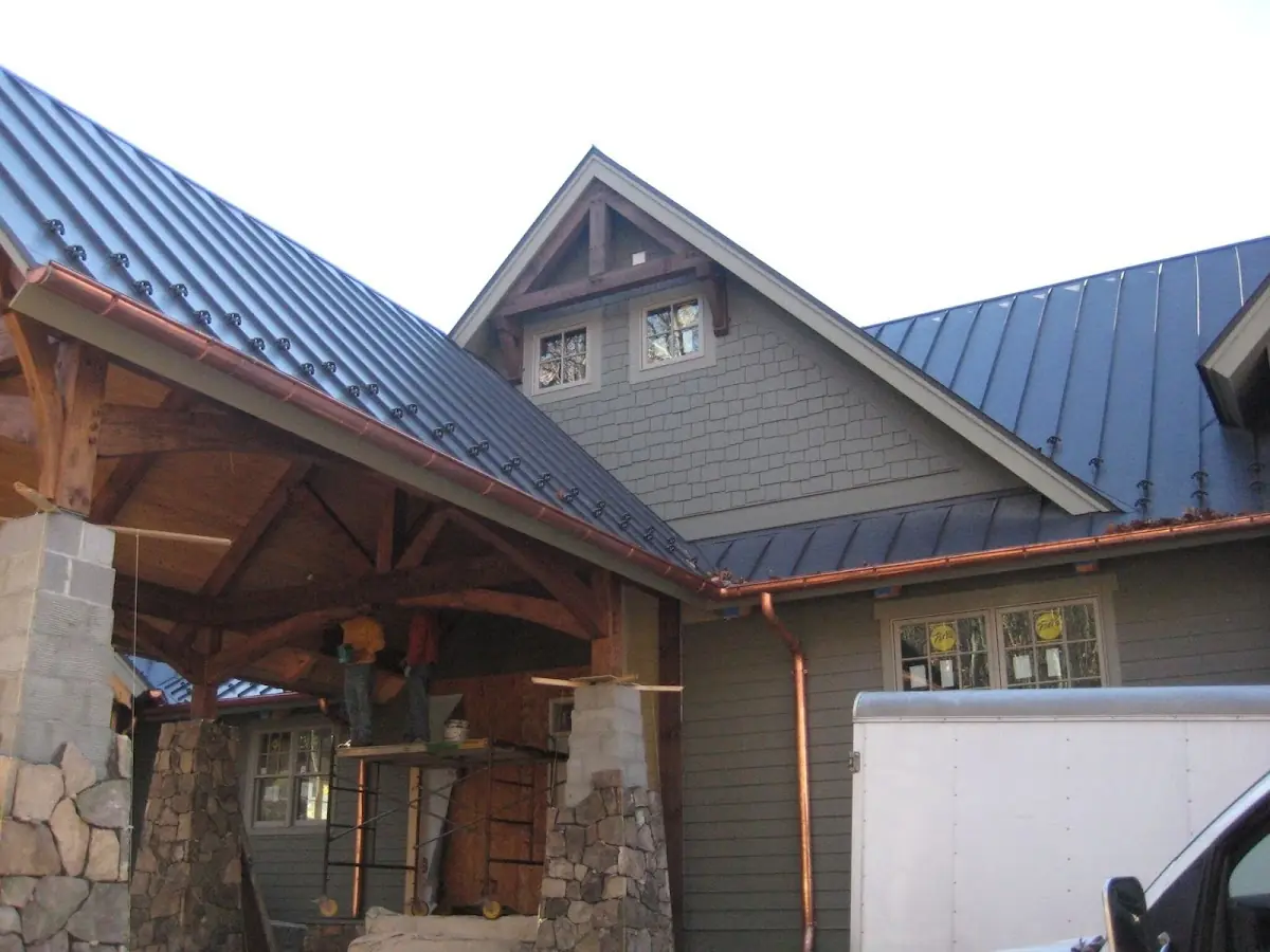 Craftsman Roofing team delivering quality roofing work in Huntridge North